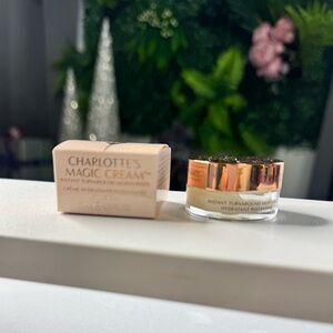 Charlotte Tilbury Magic Cream